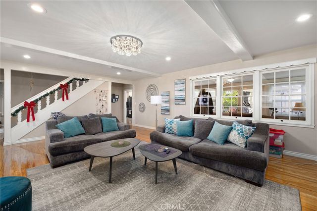 2964 Lombardy, Pasadena, CA 91107