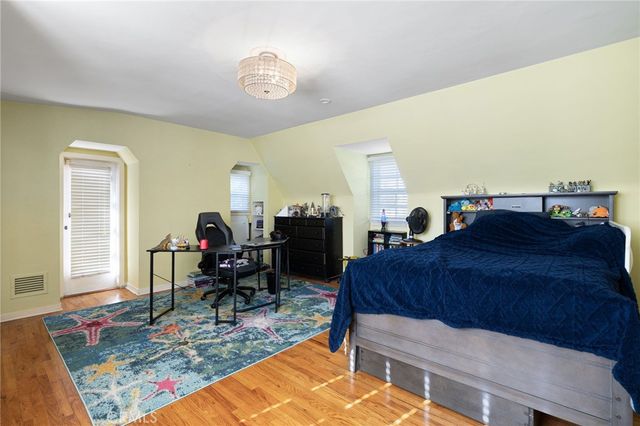 2964 Lombardy, Pasadena, CA 91107
