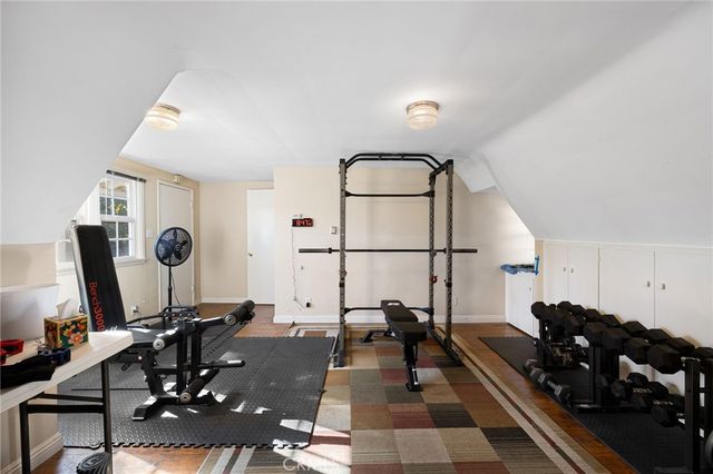 2964 Lombardy, Pasadena, CA 91107
