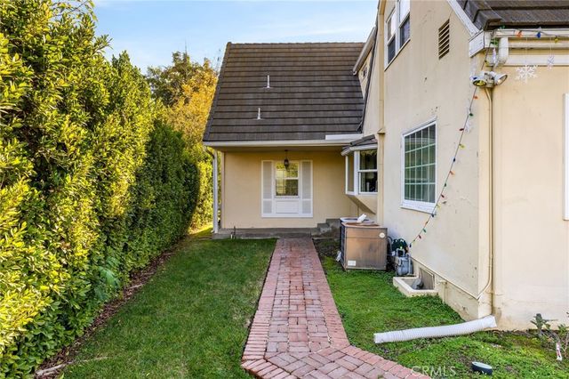 2964 Lombardy, Pasadena, CA 91107