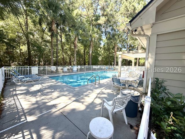 112 Union Cemetery Rd Apt 113, Hilton Head Island, SC 29926