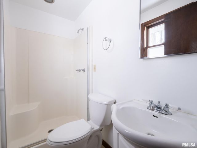 700 S HANCOCK Street, Tremont, IL 61568