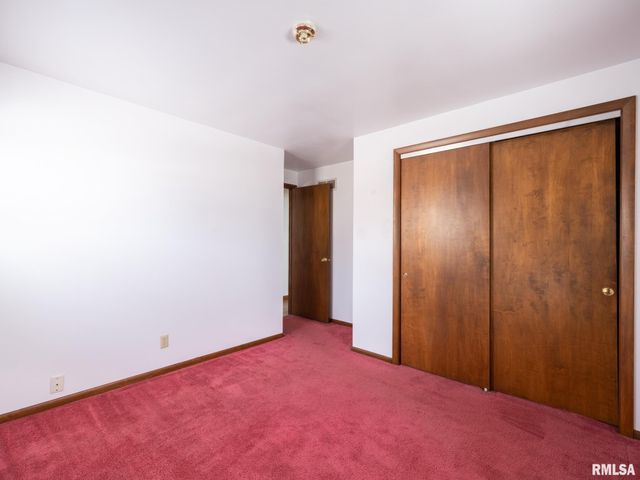 700 S HANCOCK Street, Tremont, IL 61568