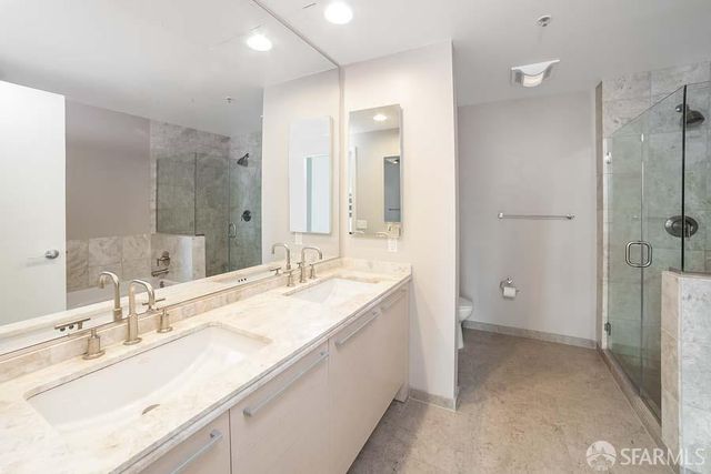 425 1st Street 1406, San Francisco, CA 94105