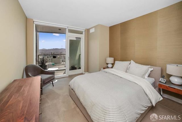 425 1st Street 1406, San Francisco, CA 94105
