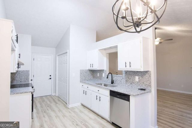 824 Eastmont Road, Winder, GA 30680