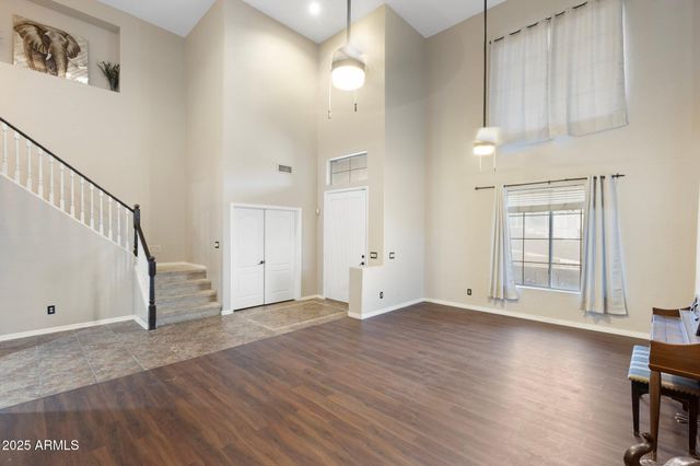 6202 W MAYA Drive, Phoenix, AZ 85083