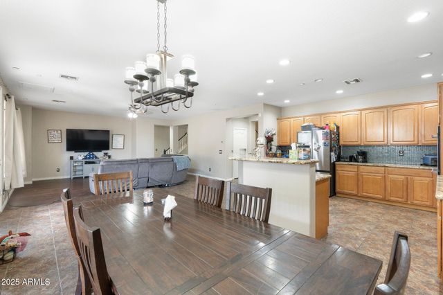 6202 W MAYA Drive, Phoenix, AZ 85083