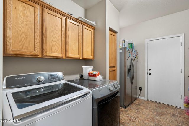 6202 W MAYA Drive, Phoenix, AZ 85083