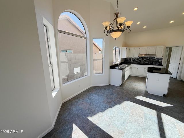 15430 W AMELIA Drive, Goodyear, AZ 85395