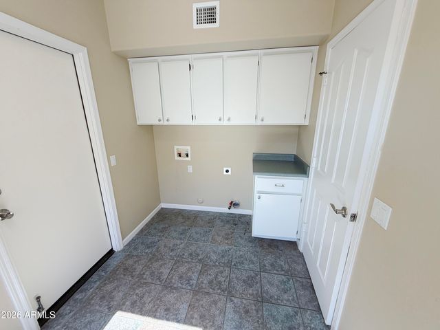 15430 W AMELIA Drive, Goodyear, AZ 85395