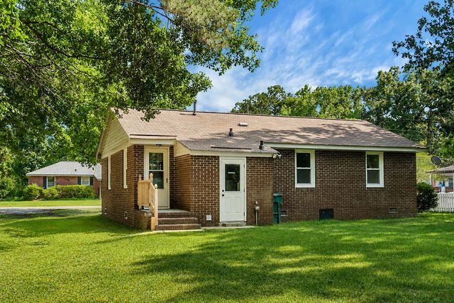 210 Laurel Avenue, Goose Creek, SC 29445