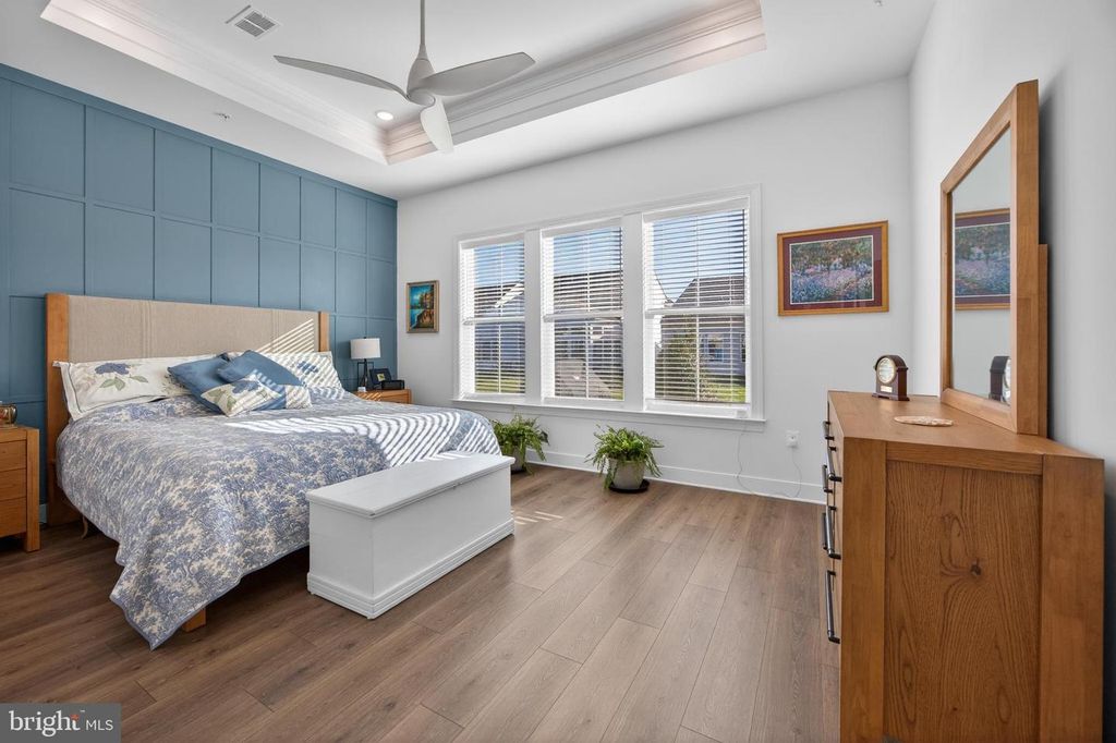 Image 14 of property listing at 215 KINGFISHER LN, Chester, MD 21619