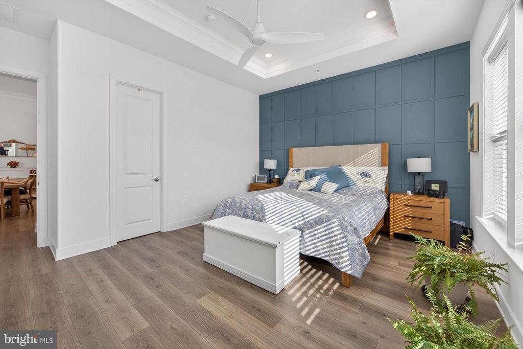 Image 16 of property listing at 215 KINGFISHER LN, Chester, MD 21619