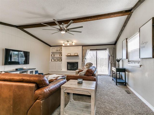 11400 Ashford Drive, Yukon, OK 73099