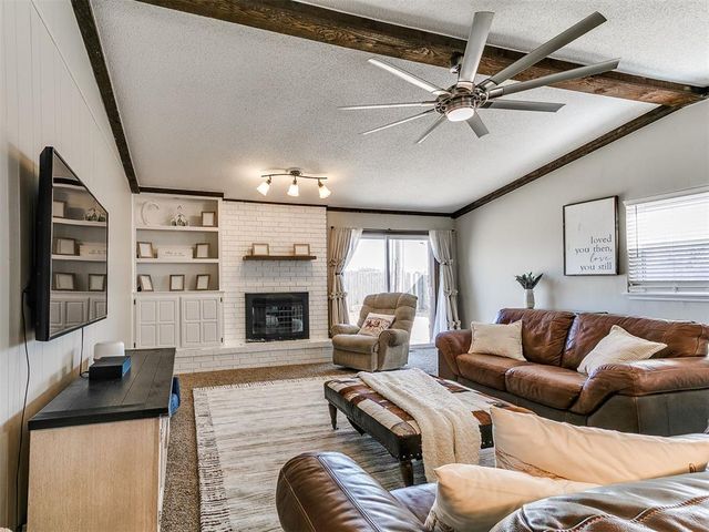 11400 Ashford Drive, Yukon, OK 73099