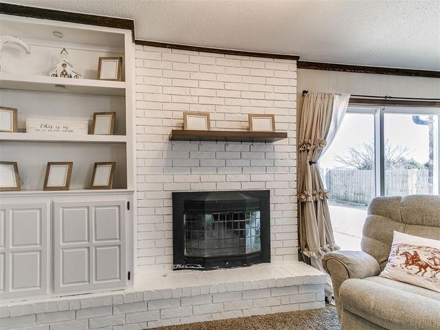 11400 Ashford Drive, Yukon, OK 73099