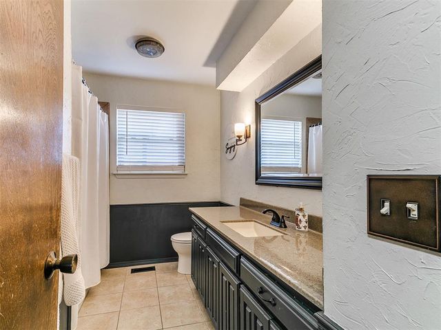11400 Ashford Drive, Yukon, OK 73099