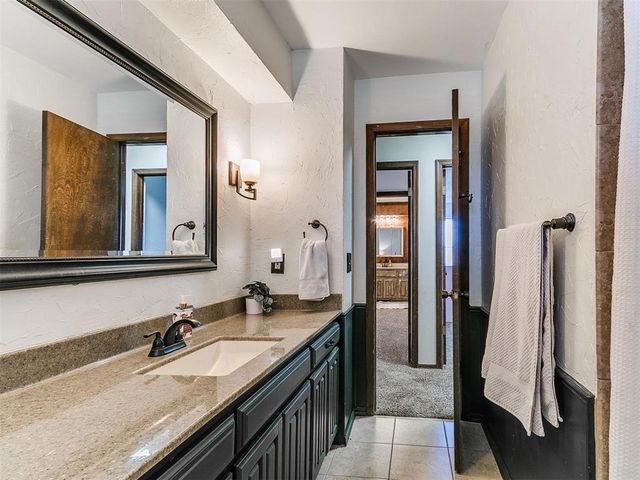 11400 Ashford Drive, Yukon, OK 73099