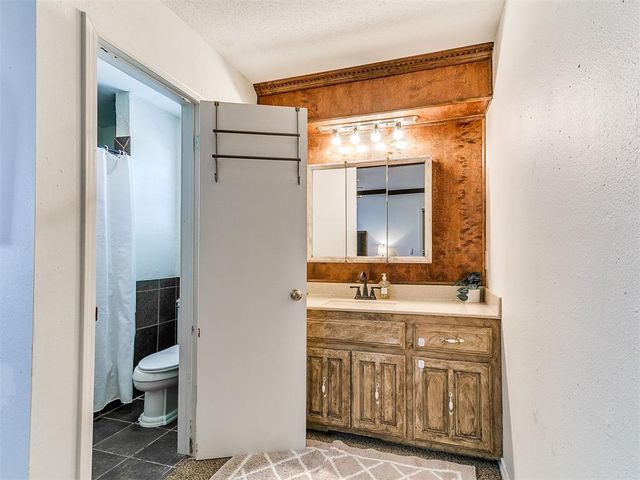 11400 Ashford Drive, Yukon, OK 73099