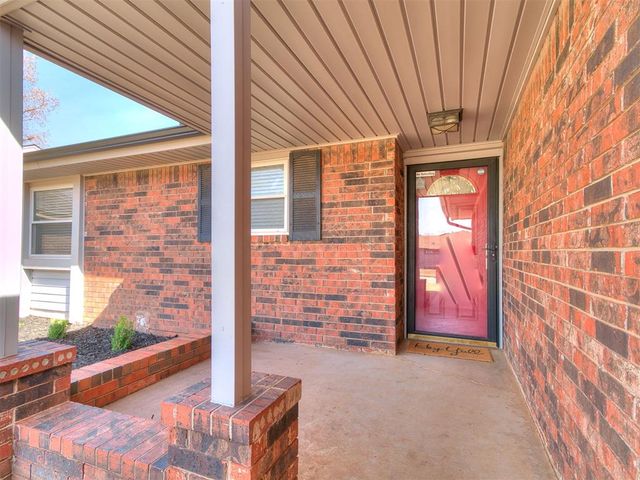 11400 Ashford Drive, Yukon, OK 73099