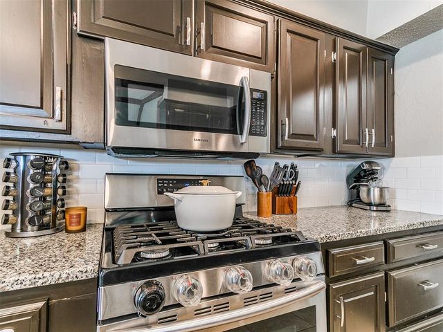 11400 Ashford Drive, Yukon, OK 73099