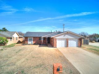 11400 Ashford Drive, Yukon, OK 73099