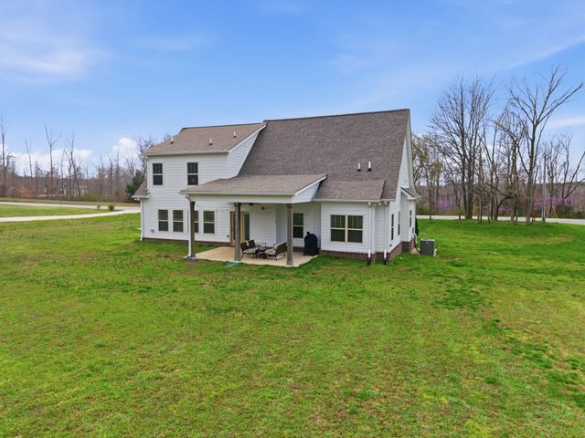 1166 Carney Winters Rd, Ashland City, TN 37015