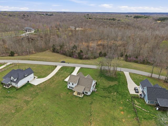 1166 Carney Winters Rd, Ashland City, TN 37015