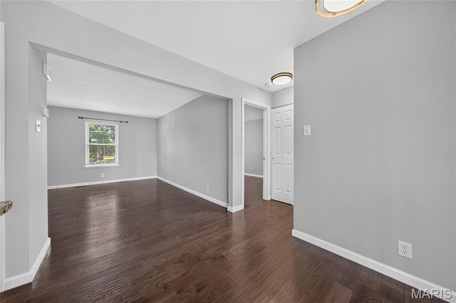 2200 Willott Road B, St Peters, MO 63376