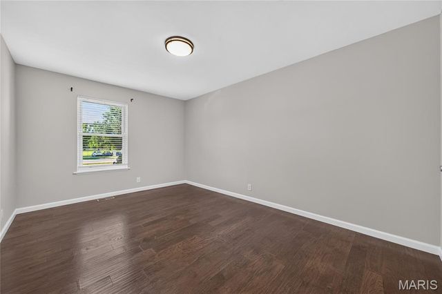 2200 Willott Road B, St Peters, MO 63376