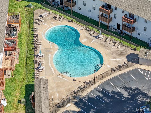 2200 Willott Road B, St Peters, MO 63376