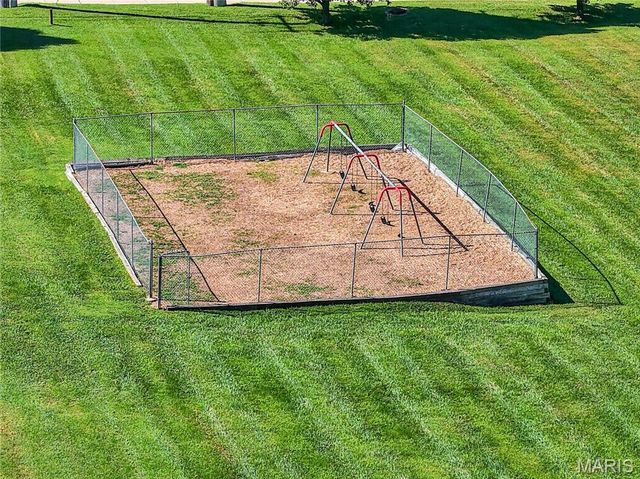 2200 Willott Road B, St Peters, MO 63376