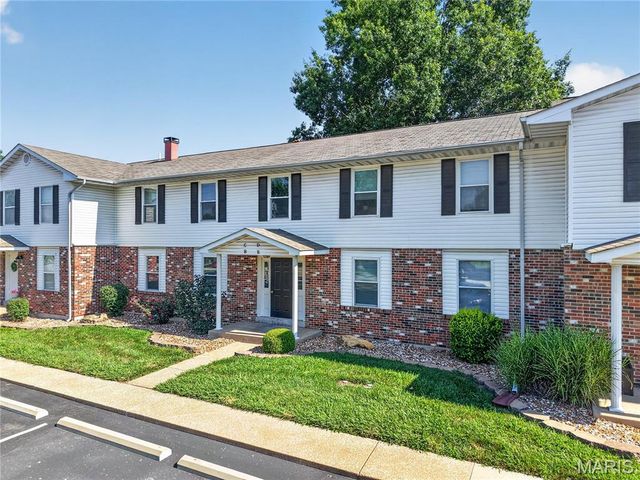 2200 Willott Road B, St Peters, MO 63376