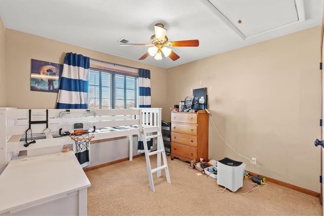 1607 NW Pin Oak Court, Grain Valley, MO 64029