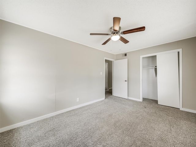 717 NW 14th Street, Grand Prairie, TX 75050