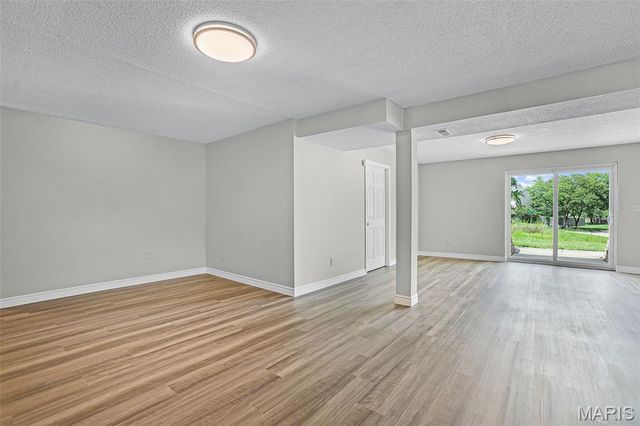 5744 Walnut Creek Boulevard, St Charles, MO 63304