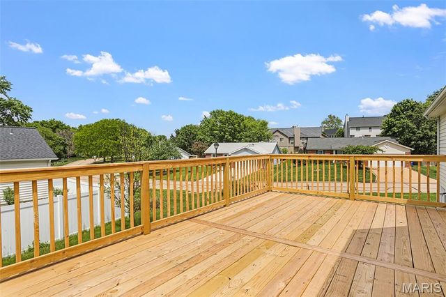 5744 Walnut Creek Boulevard, St Charles, MO 63304