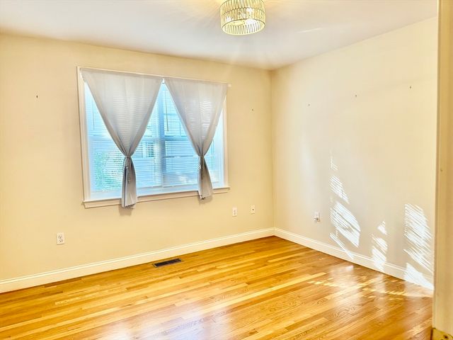 185 Summer St 185, Watertown, MA 02472