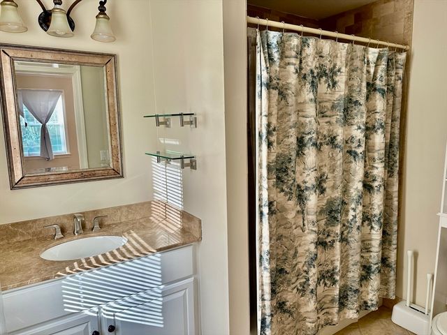 185 Summer St 185, Watertown, MA 02472