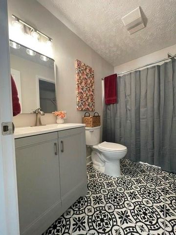 852 Pine Shadow Lane, Winder, GA 30680