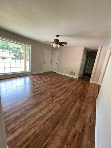 852 Pine Shadow Lane, Winder, GA 30680