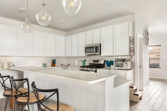 9910 Pine Forest Court, Baytown, TX 77521