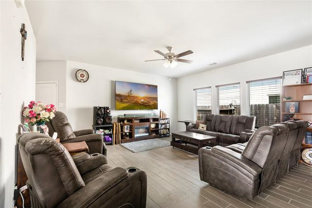 9910 Pine Forest Court, Baytown, TX 77521