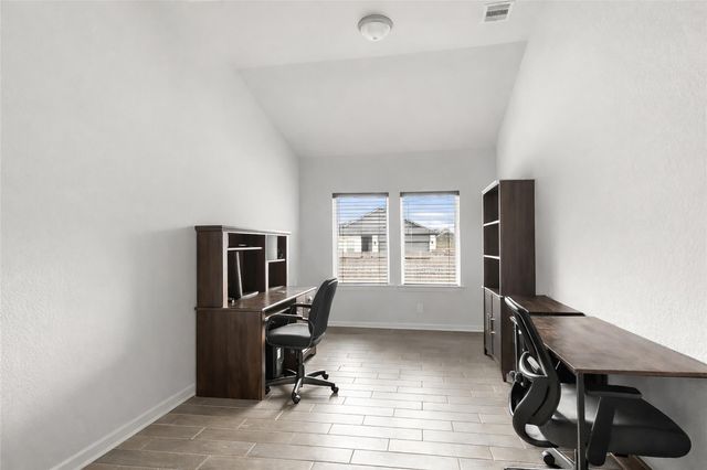 9910 Pine Forest Court, Baytown, TX 77521