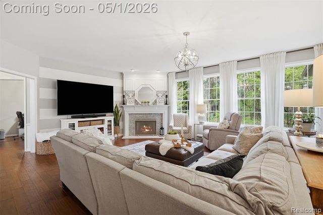 4134 Woodmere Court, Brighton, MI 48114