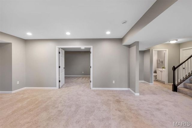 6042 Glennaire Drive 28, St Louis, MO 63129