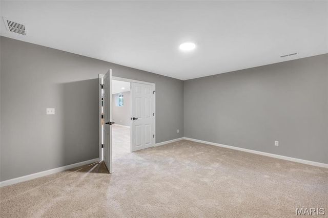 6042 Glennaire Drive 28, St Louis, MO 63129