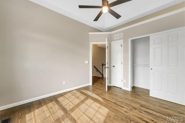 6042 Glennaire Drive 28, St Louis, MO 63129