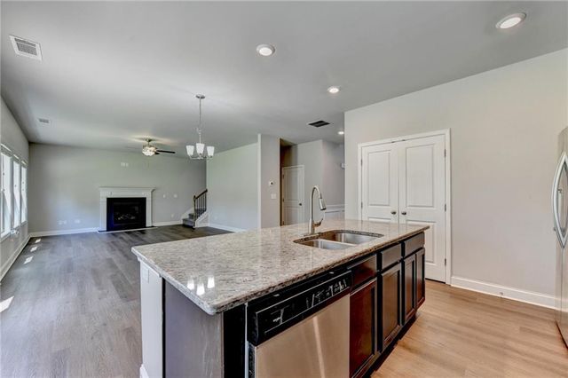 4409 Beechnut View, Gainesville, GA 30504